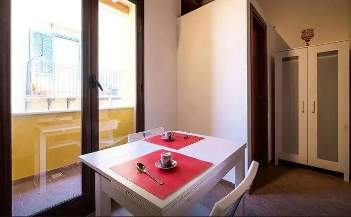 Appartamento Alessandro Palermo Cattedrale 0*,  Italia